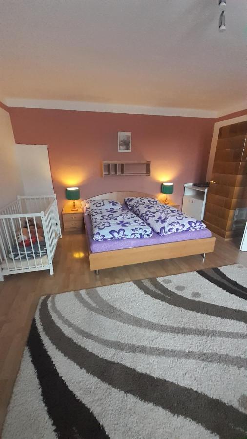 Apartman Kristinka Lendak ภายนอก รูปภาพ