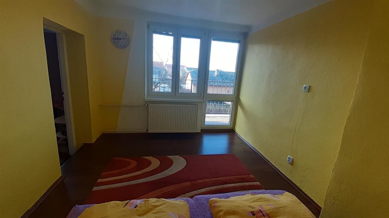 Apartman Kristinka Lendak ภายนอก รูปภาพ